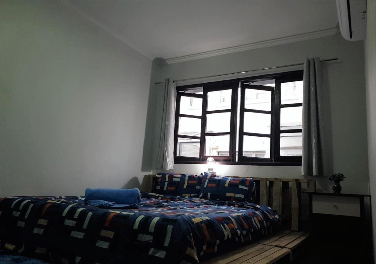 Kru Nat'S Bed & Breakfast W/ Private Rooms & Gym Bangkok Exteriör bild